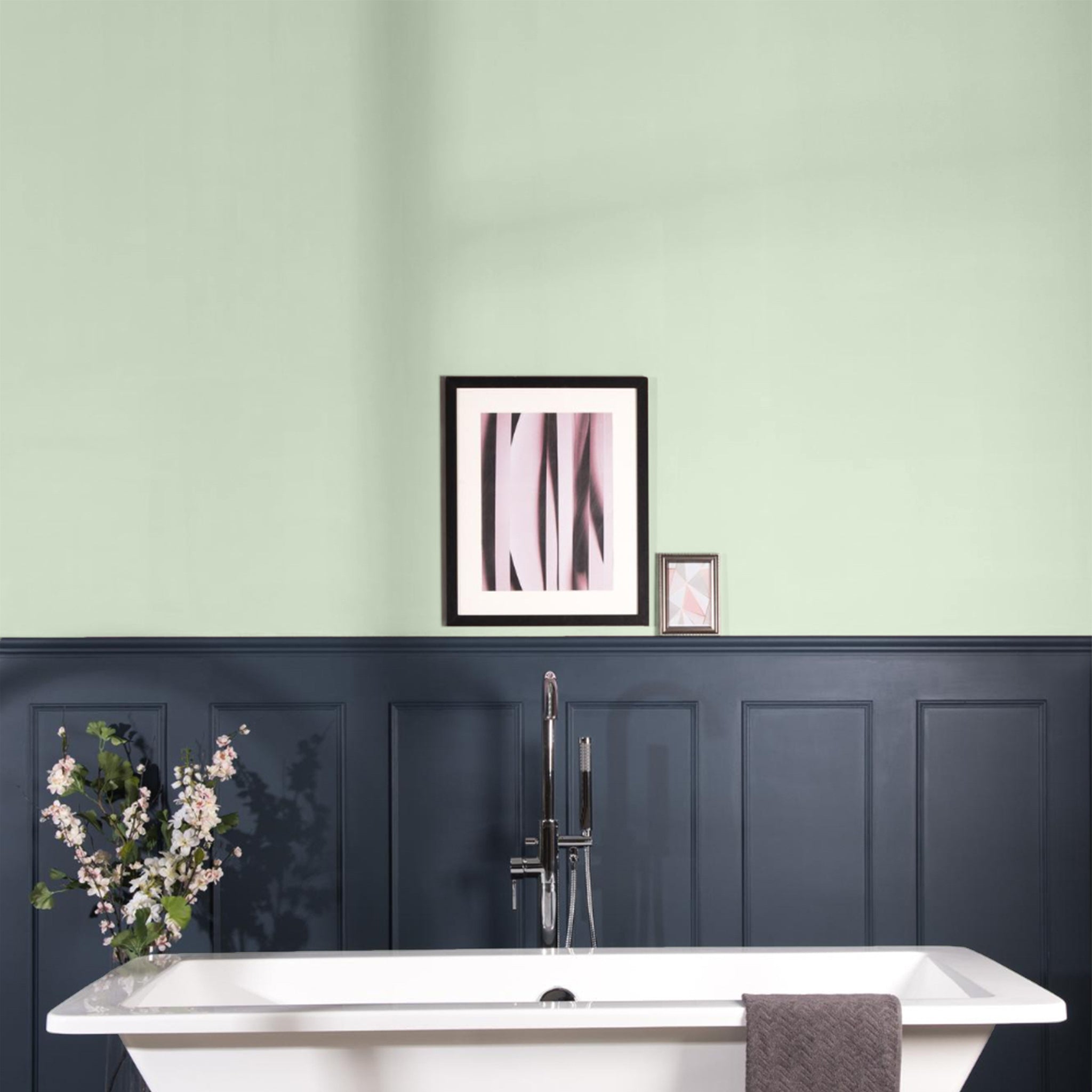Elegant green bathroom walls